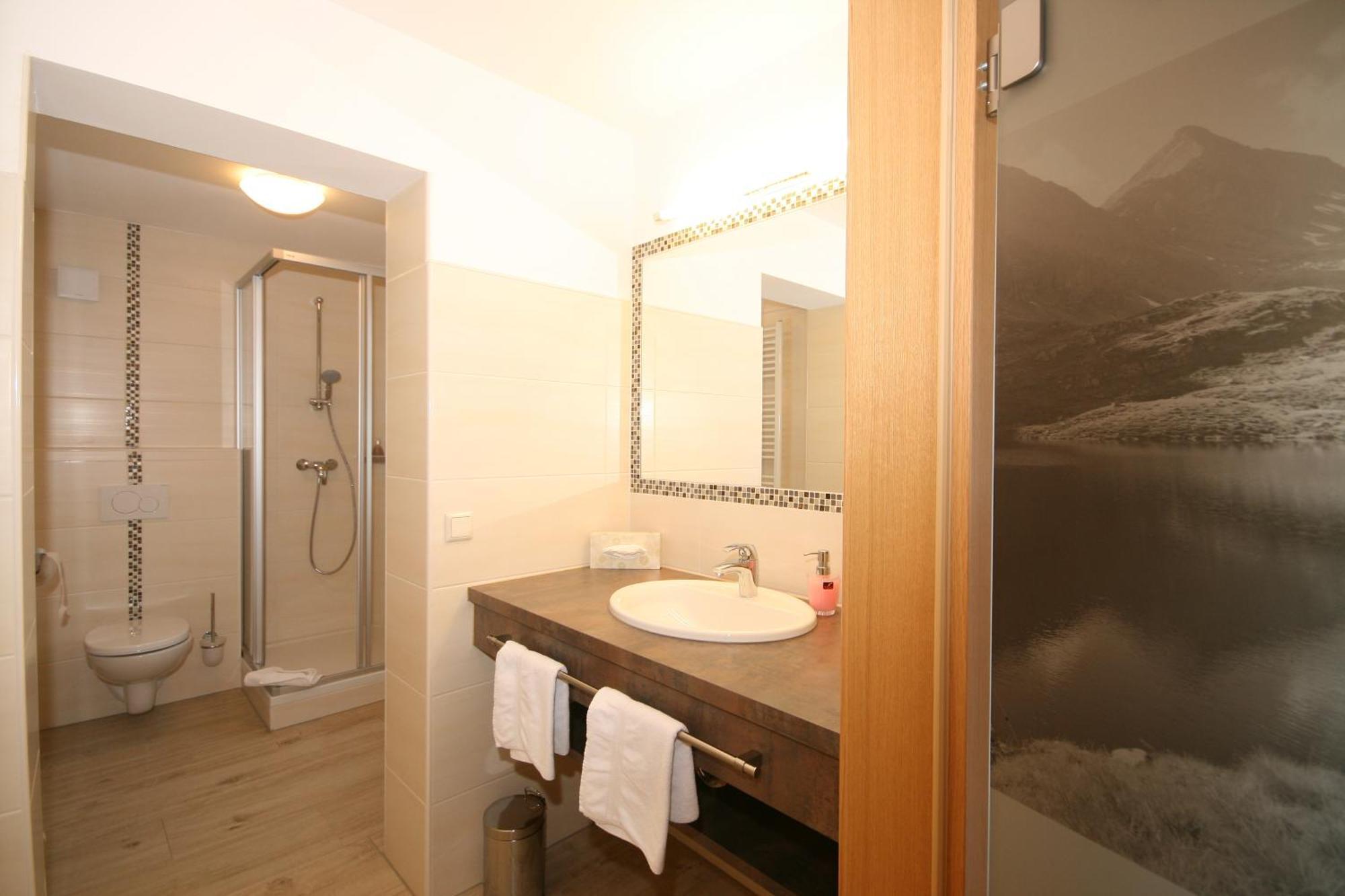 Alpenhotel Neuwirt سخلادميخ الغرفة الصورة