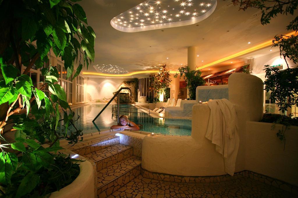 Alpenhotel Neuwirt سخلادميخ المظهر الخارجي الصورة